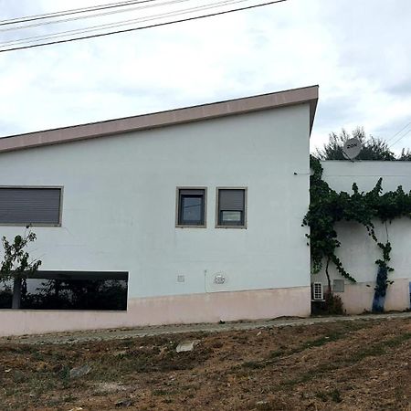 MilhãoCasa Da Oliveira公寓 外观 照片